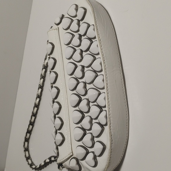 Betsey Johnson White Heart-Embellished Women's Bag - Picture 6 of 11